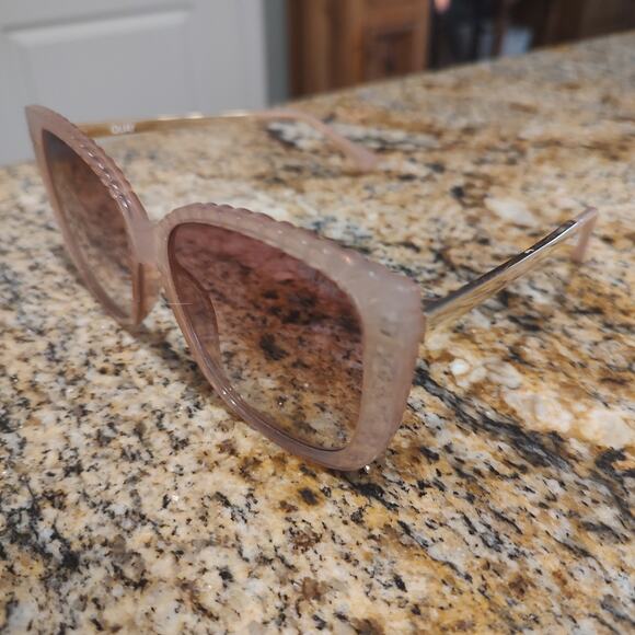 Quay Pink Oversized Sunglasses with Rose Gold Temples - Used main image 10